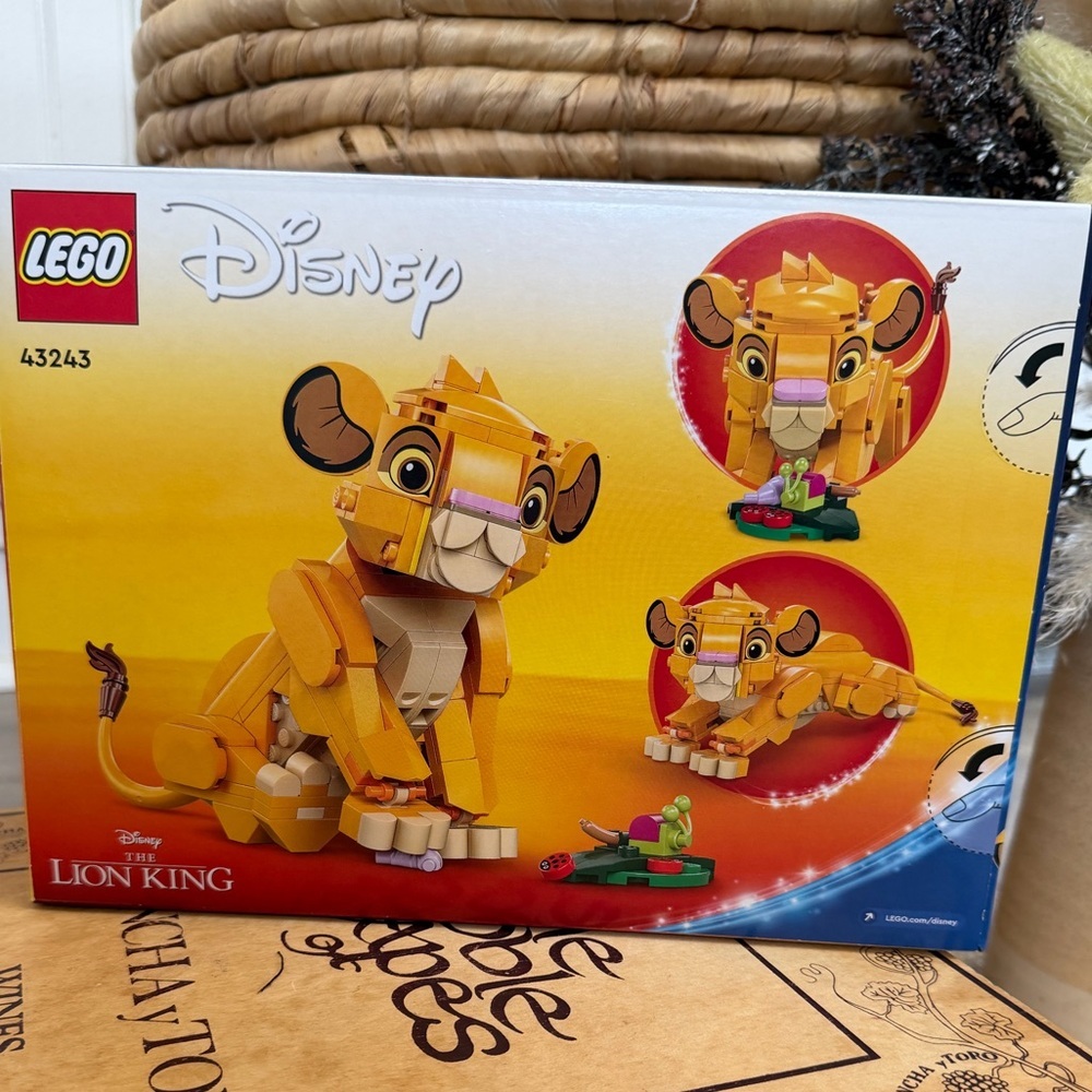New LEGO X Disney Simba the Lion King Cub LEGO Set Ages 6+ Building Toy